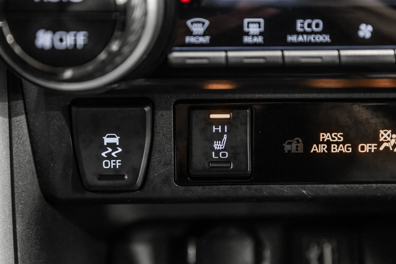 2023 Toyota RAV4 Hybrid LE / AWD / HYBRIDE / APPLE CARPLAY / CAMÉRA +++-23