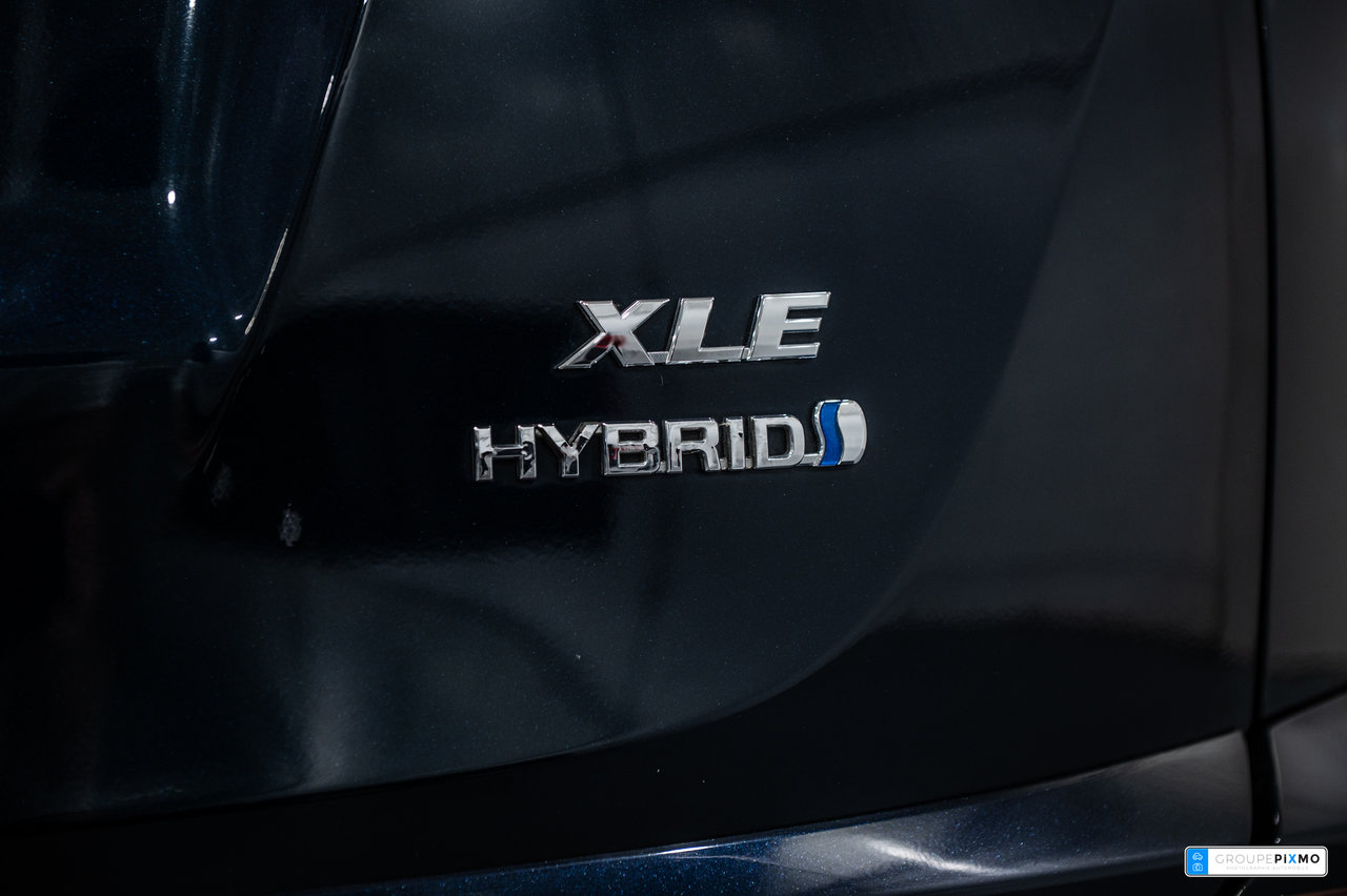 Toyota RAV4 Hybride XLE / AWD / TOIT / CAMERA +++ 2017-10