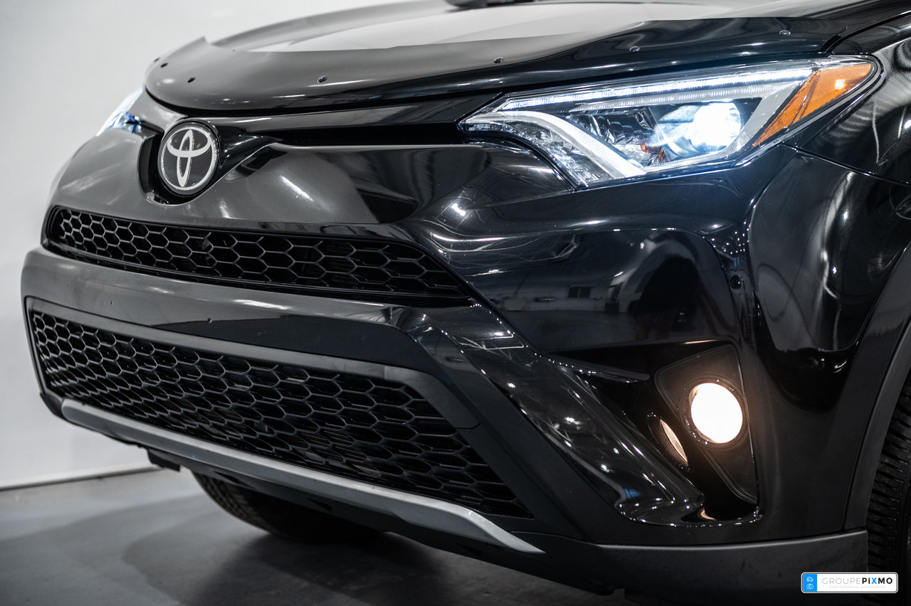 2018 Toyota RAV4 SE / AWD / CUIR / TOIT OUVRANT / CAMÉRA DE RECUL++-3