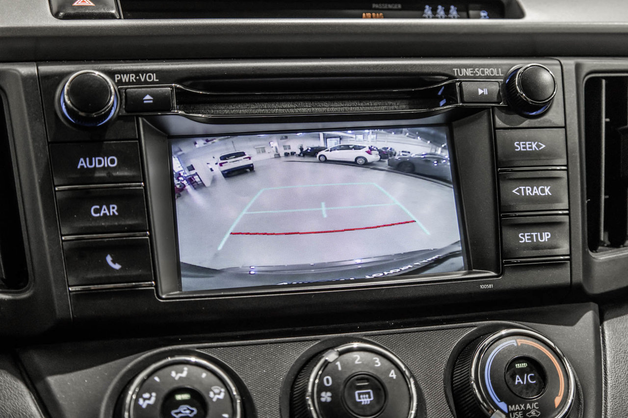 2018 Toyota RAV4 LE / FWD / SIÈGES CHAUFFANTS / CAMÉRA DE RECUL+++-25