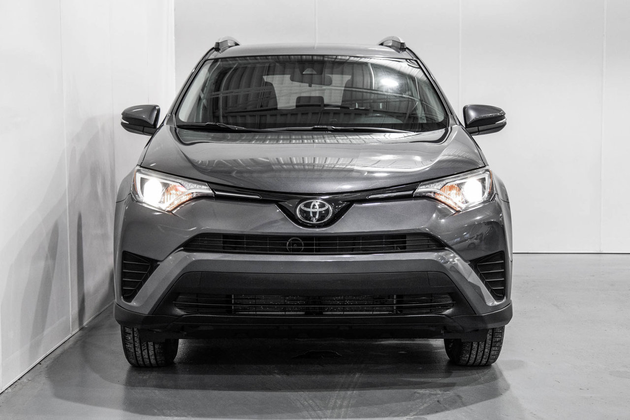 2018 Toyota RAV4 LE / FWD / SIÈGES CHAUFFANTS / CAMÉRA DE RECUL+++-1