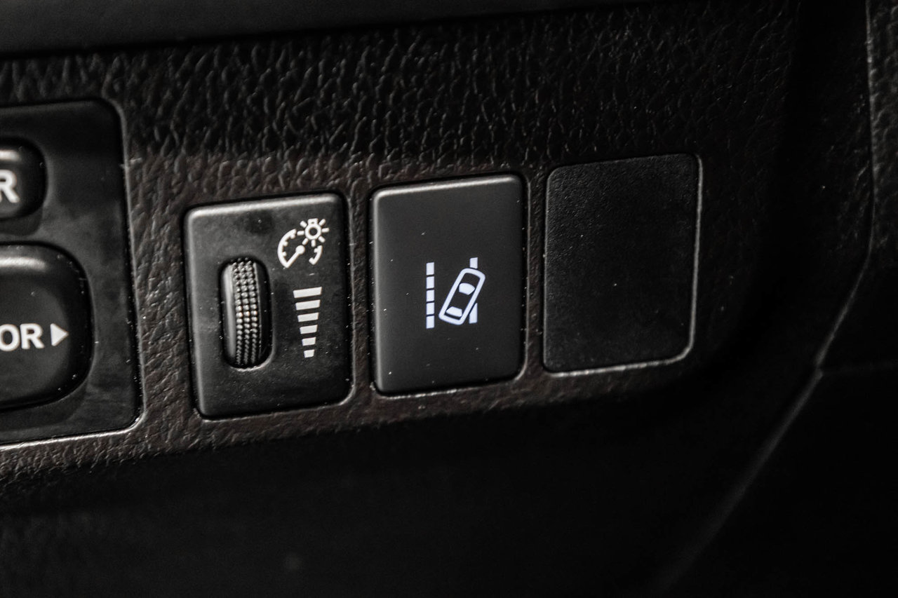 2018 Toyota RAV4 LE / FWD / SIÈGES CHAUFFANTS / CAMÉRA DE RECUL+++-15