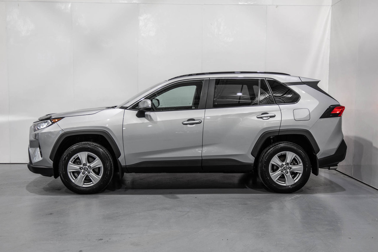 2021 Toyota RAV4 XLE / AWD / TOIT OUVRANT / APPLE CARPLAY / CAMÉRA+-6