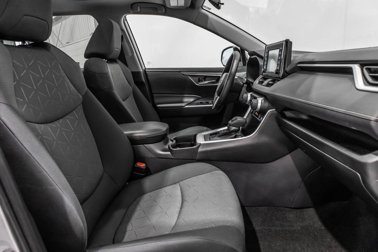 2021 Toyota RAV4 XLE / AWD / TOIT OUVRANT / APPLE CARPLAY / CAMÉRA+-34