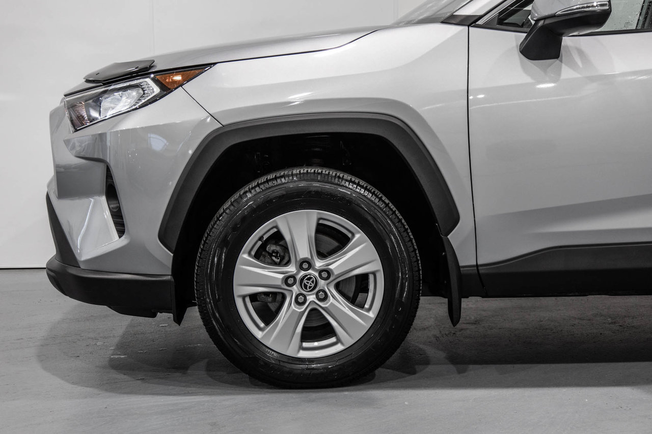 2021 Toyota RAV4 XLE / AWD / TOIT OUVRANT / APPLE CARPLAY / CAMÉRA+-5