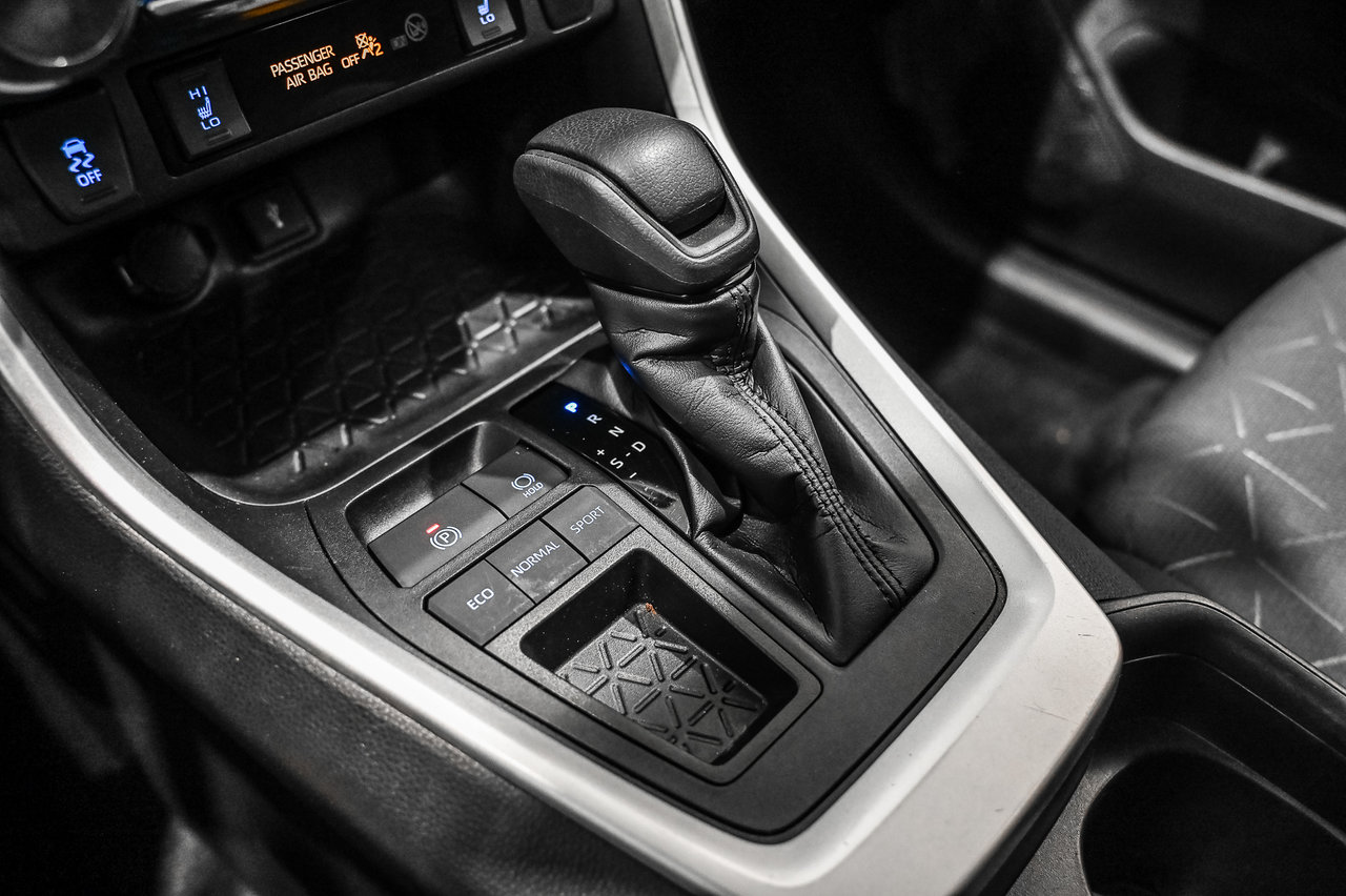 2021 Toyota RAV4 LE / FWD / APPLE CARPLAY / CAMÉRA DE RECUL +++-12