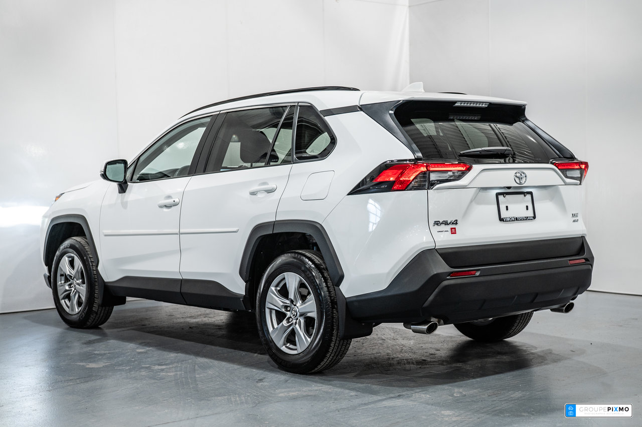2023 Toyota RAV4 XLE / AWD / TOIT / MAGS / CAMÉRA+++-7