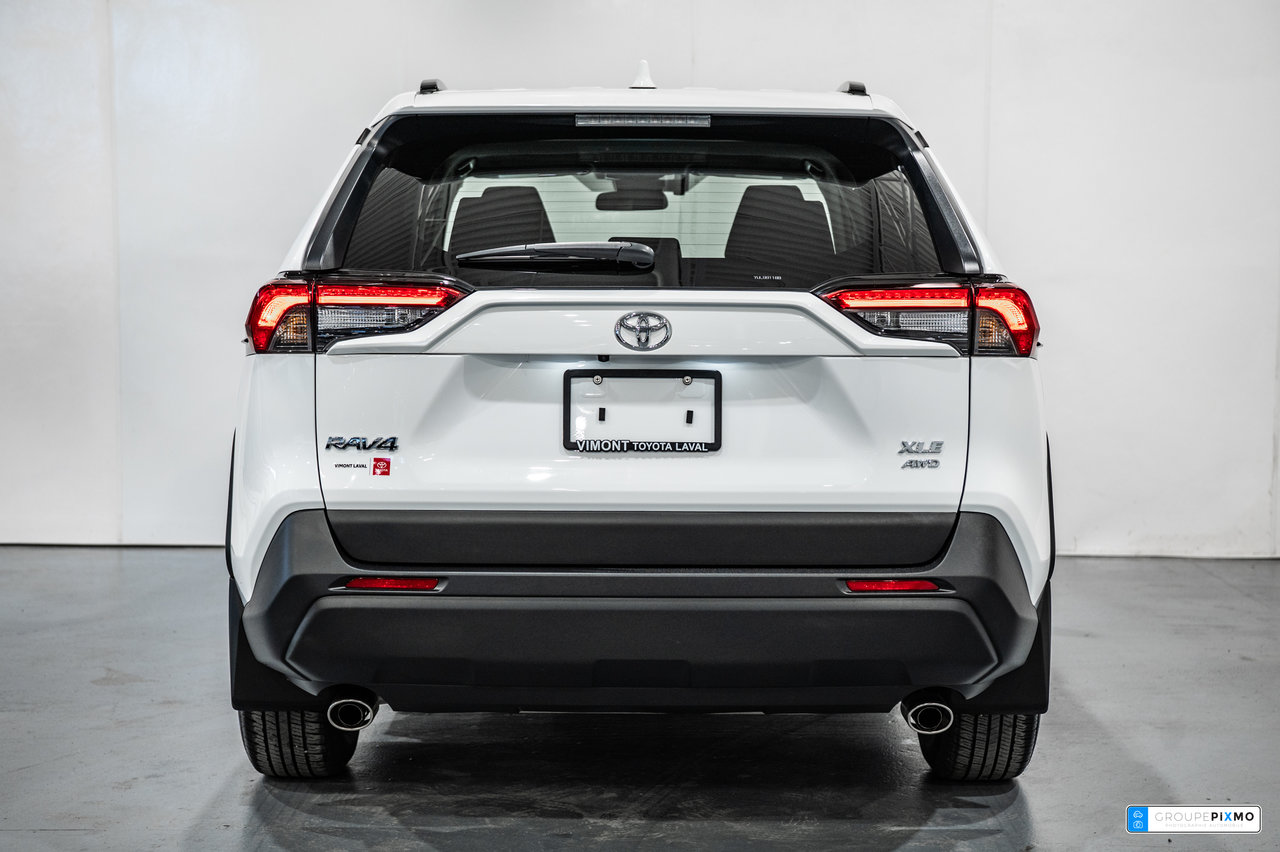 2023 Toyota RAV4 XLE / AWD / TOIT / MAGS / CAMÉRA+++-8