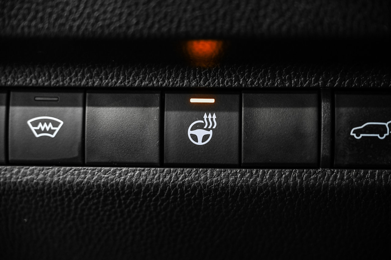2023 Toyota RAV4 XLE / PREMIUM / AWD / CUIR / APPLE CARPLAY ++-14