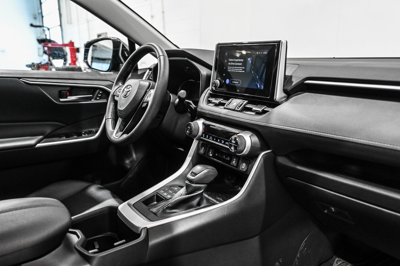 2023 Toyota RAV4 XLE / PREMIUM / AWD / CUIR / APPLE CARPLAY ++-27