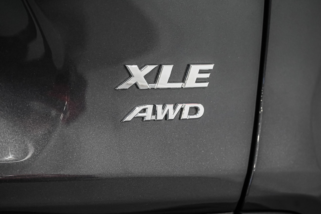 2023 Toyota RAV4 XLE / PREMIUM / AWD / CUIR / APPLE CARPLAY ++-9