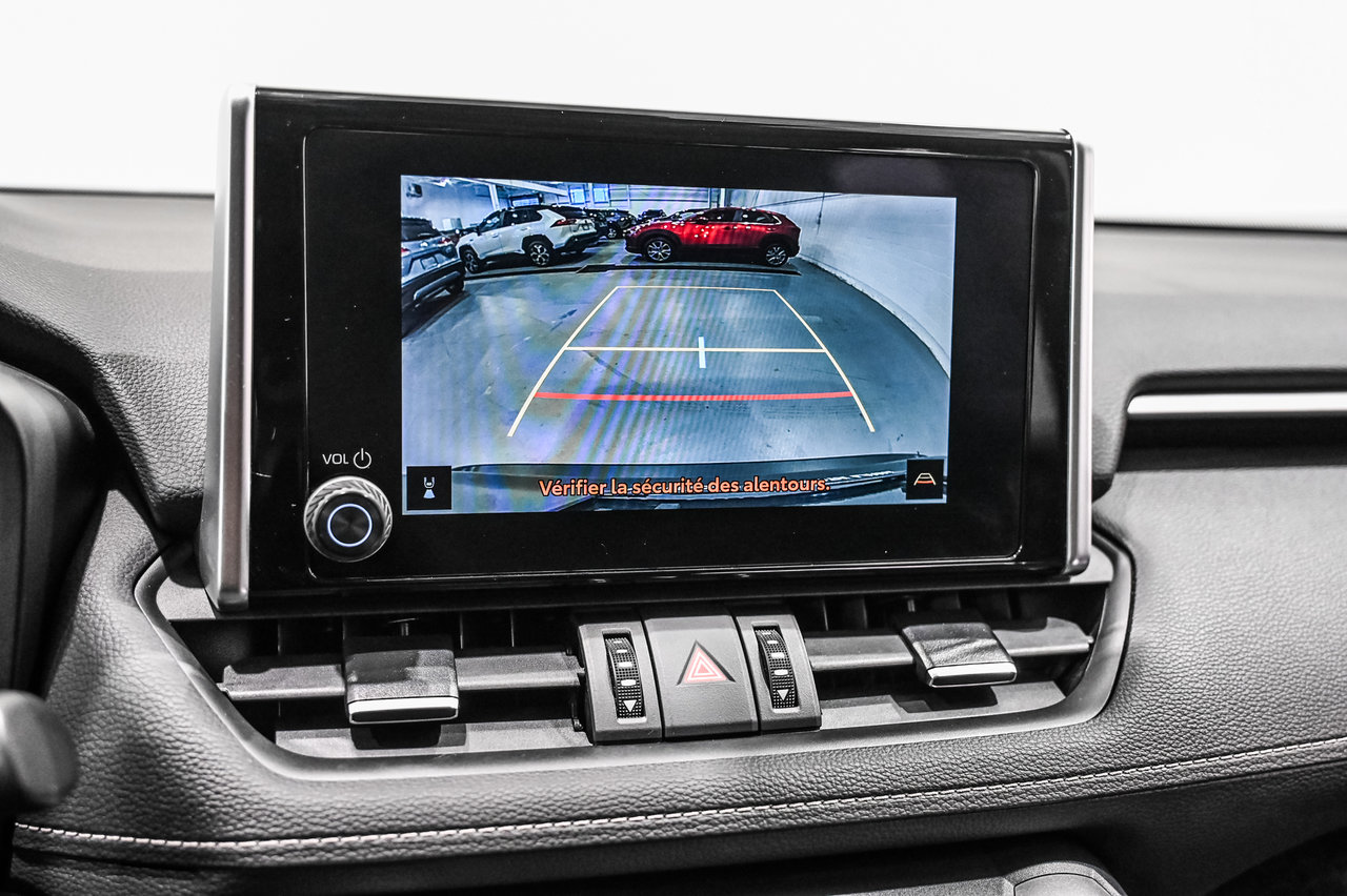 2023 Toyota RAV4 XLE / PREMIUM / AWD / CUIR / APPLE CARPLAY ++-22