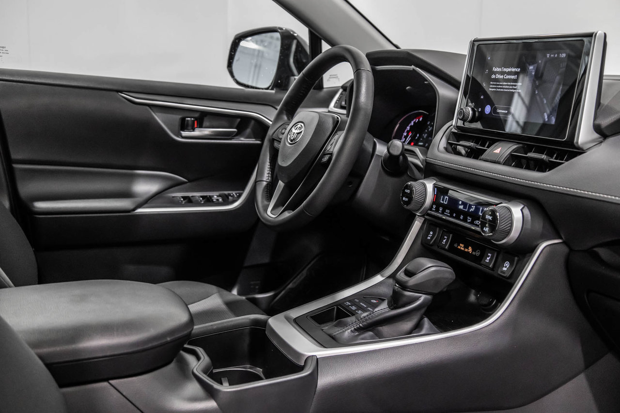 2023 Toyota RAV4 XLE / AWD / TOIT / APPLE CARPLAY / CAMERA +++-37