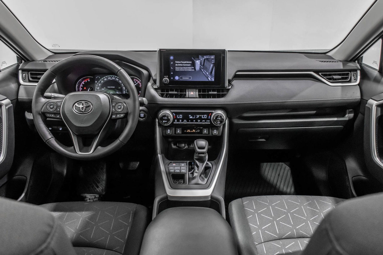 2023 Toyota RAV4 XLE / AWD / TOIT / APPLE CARPLAY / CAMERA +++-33