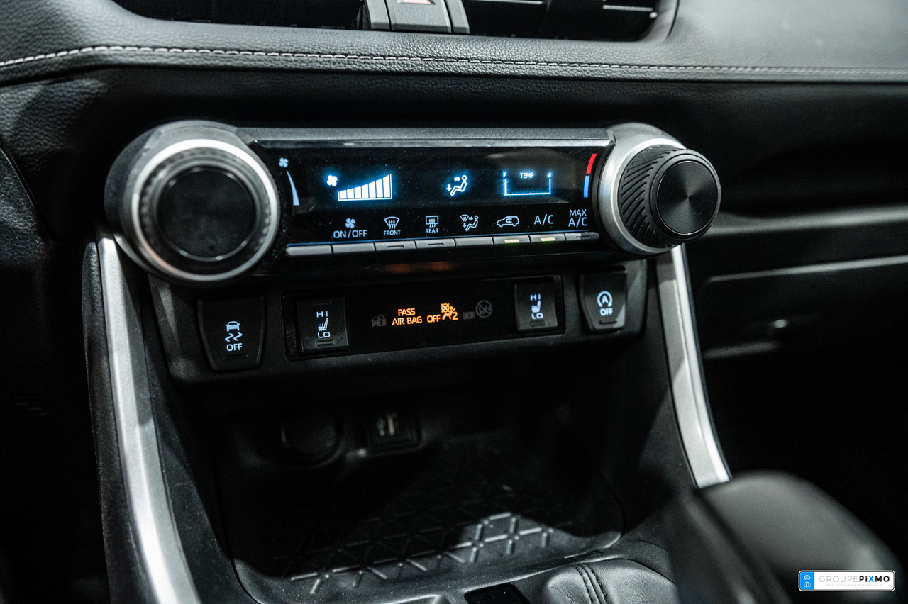 Toyota RAV4 LE / AWD / CAMÉRA DE RECUL / SIÈGES CHAUFFANTS +++ 2024-20