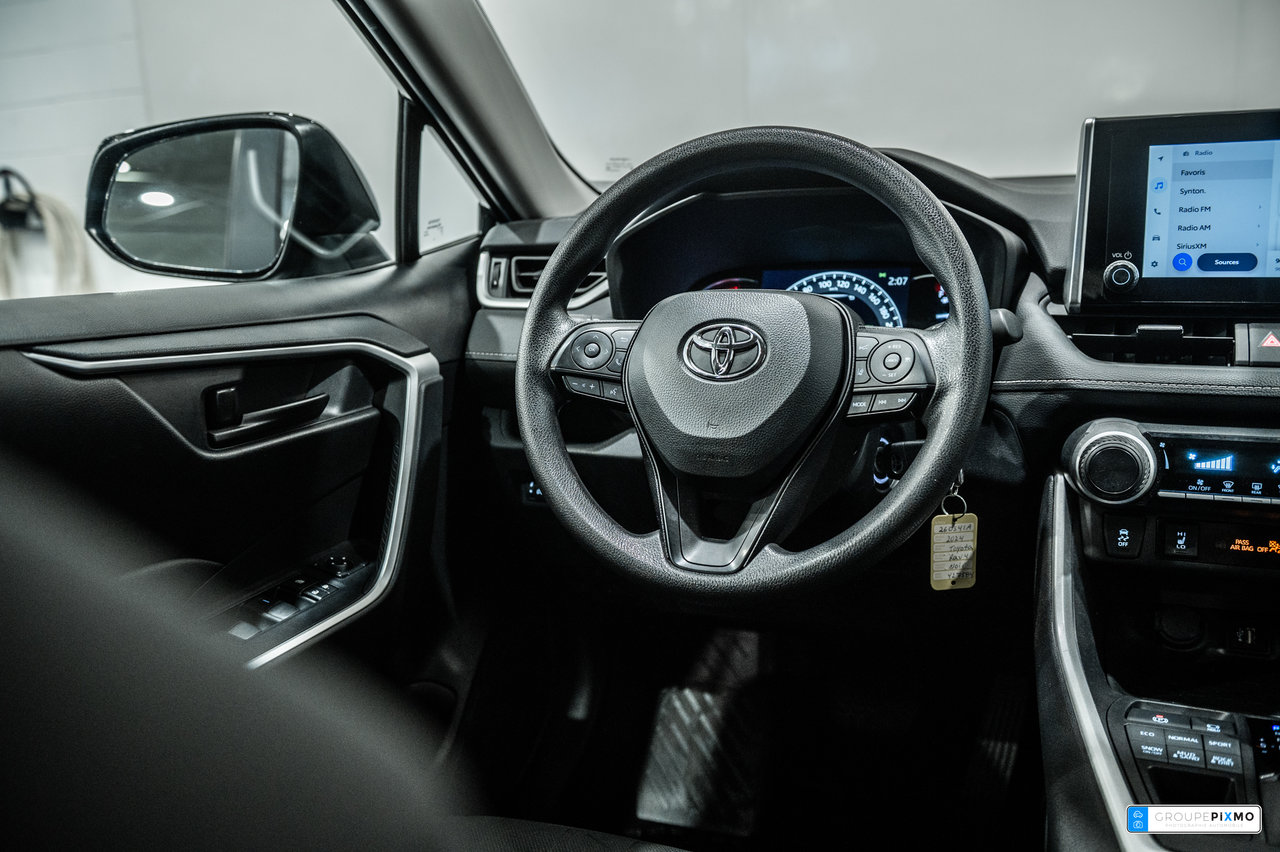 Toyota RAV4 LE / AWD / CAMÉRA DE RECUL / SIÈGES CHAUFFANTS +++ 2024-28