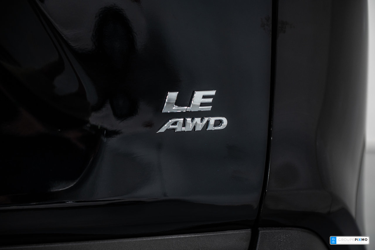 Toyota RAV4 LE / AWD / CAMÉRA DE RECUL / SIÈGES CHAUFFANTS +++ 2024-10