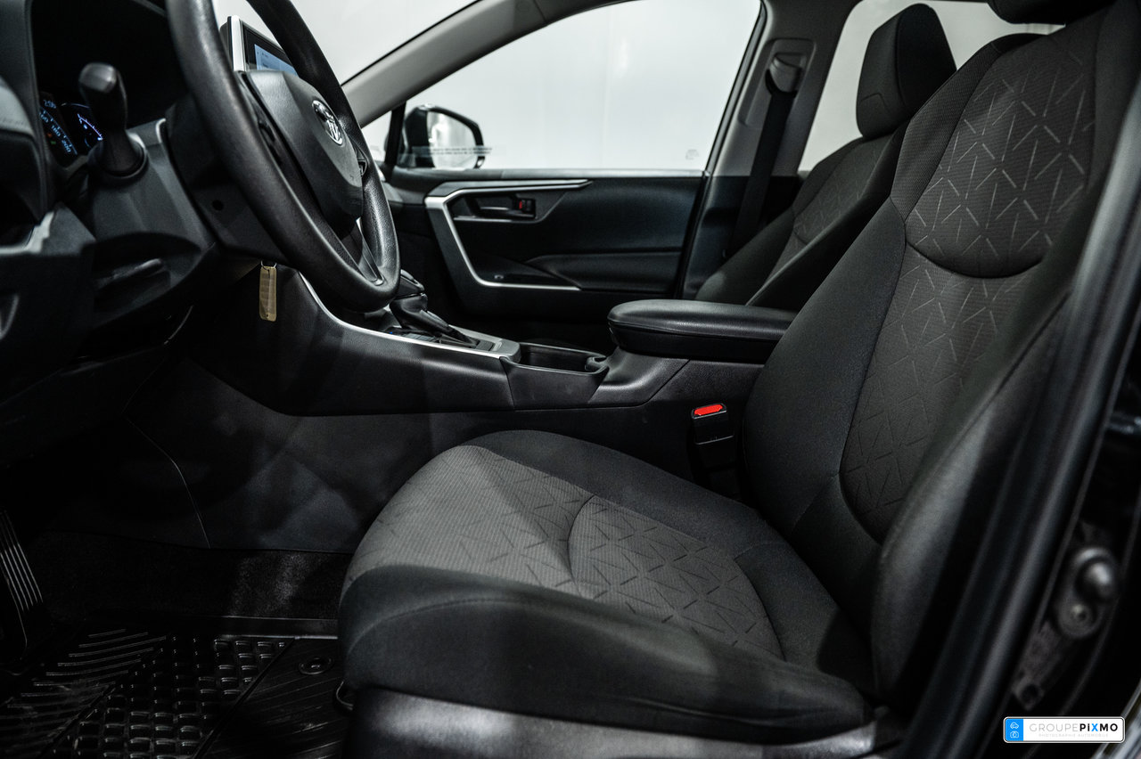 Toyota RAV4 LE / AWD / CAMÉRA DE RECUL / SIÈGES CHAUFFANTS +++ 2024-13