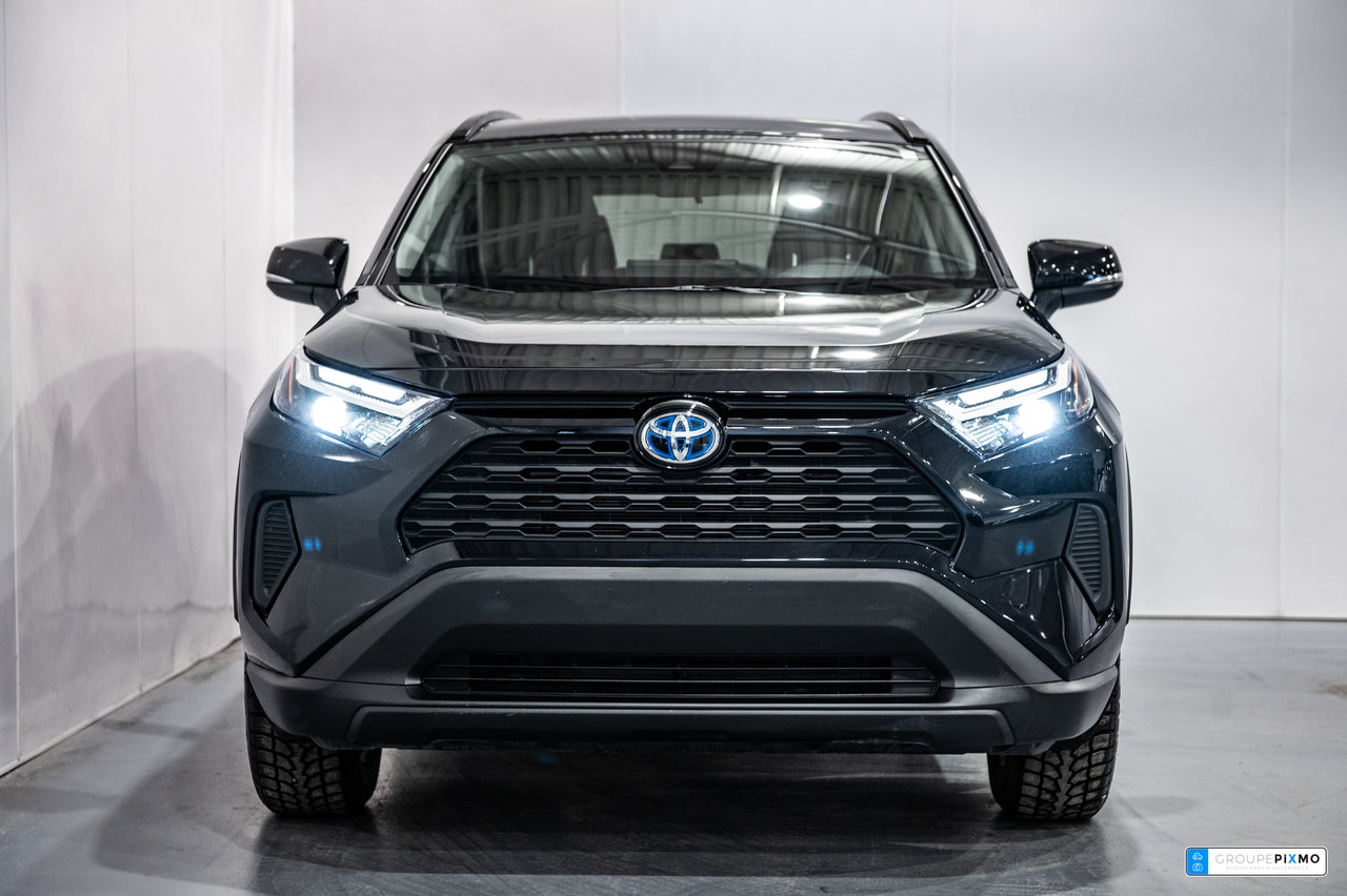 2024 Toyota RAV4 Hybrid HYBRID / XLE / AWD / TOIT / MAGS+++-1