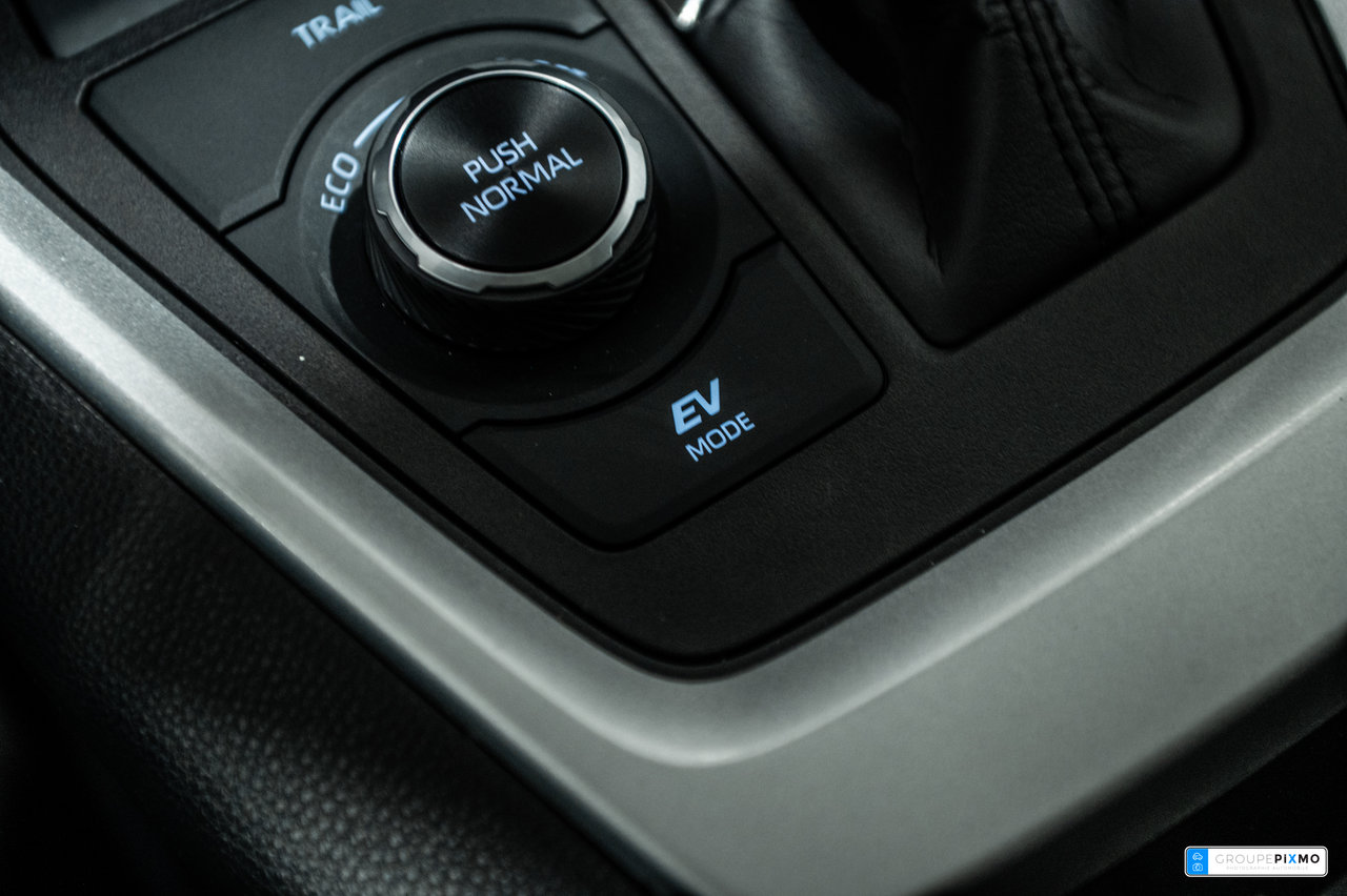 2024 Toyota RAV4 Hybrid HYBRID / XLE / AWD / TOIT / MAGS+++-28