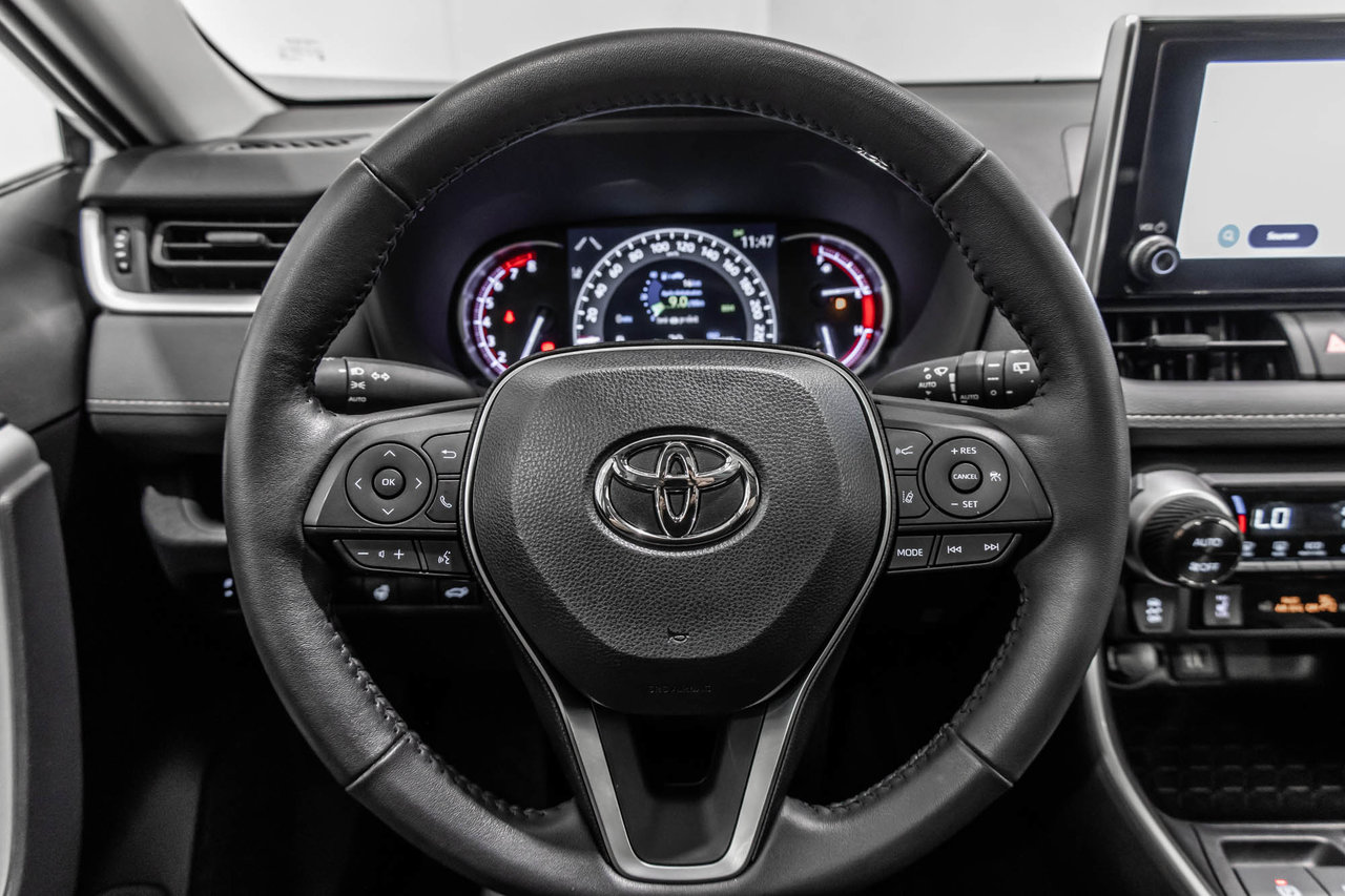 2024 Toyota RAV4 XLE / AWD / TOIT OUVRANT / APPLE CARPLAY / CAMÉRA+-18