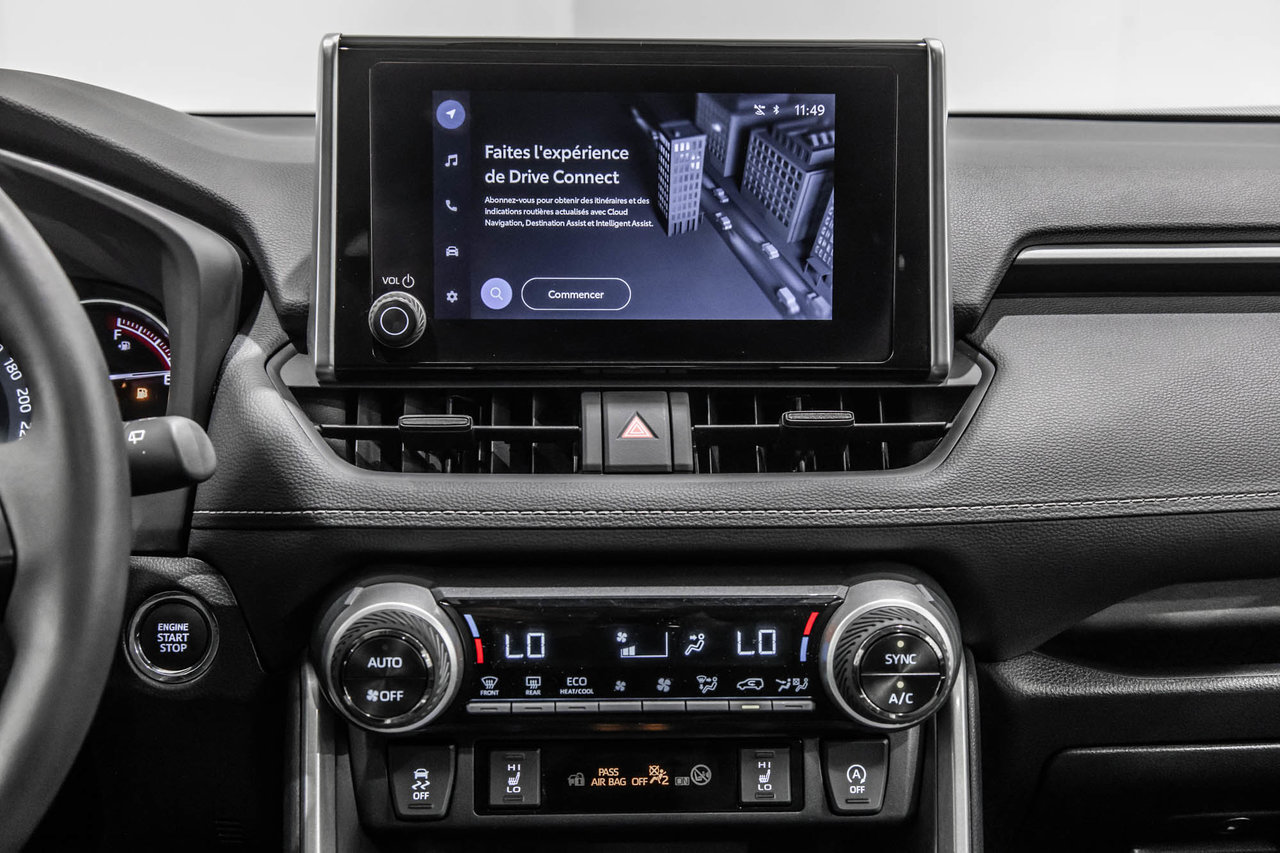 2024 Toyota RAV4 XLE / AWD / TOIT OUVRANT / APPLE CARPLAY / CAMÉRA+-35