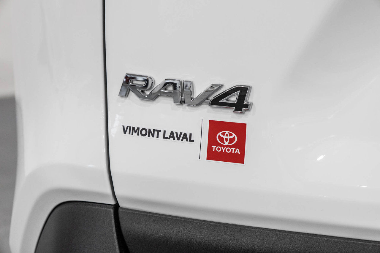 2024 Toyota RAV4 XLE / AWD / TOIT OUVRANT / APPLE CARPLAY / CAMÉRA+-9