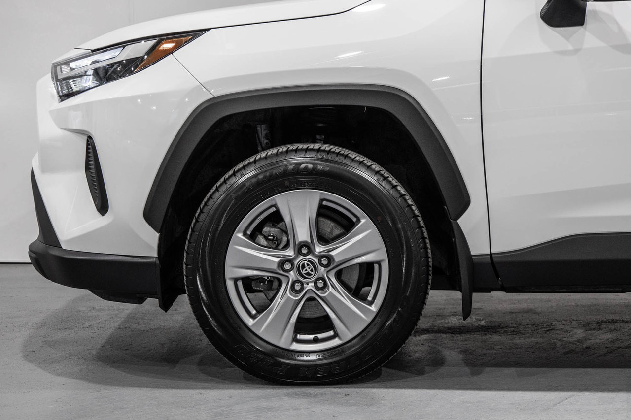 2024 Toyota RAV4 XLE / AWD / TOIT OUVRANT / APPLE CARPLAY / CAMÉRA+-5