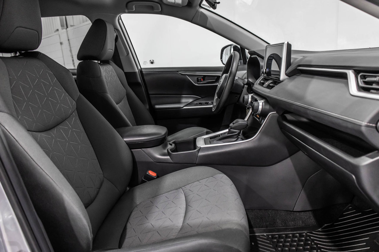 2024 Toyota RAV4 LE / AWD / APPLE CARPLAY / CAMÉRA +++-31