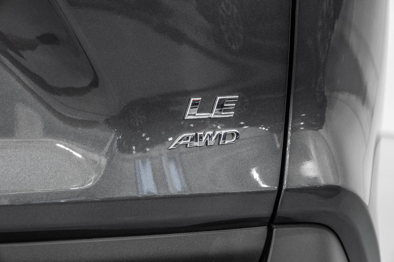 2024 Toyota RAV4 LE / AWD / CAMÉRA DE RECUL / SIÈGES CHAUFFANTS +++-9