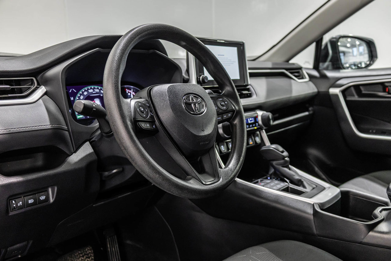 2024 Toyota RAV4 LE / AWD / CAMÉRA DE RECUL / SIÈGES CHAUFFANTS +++-13