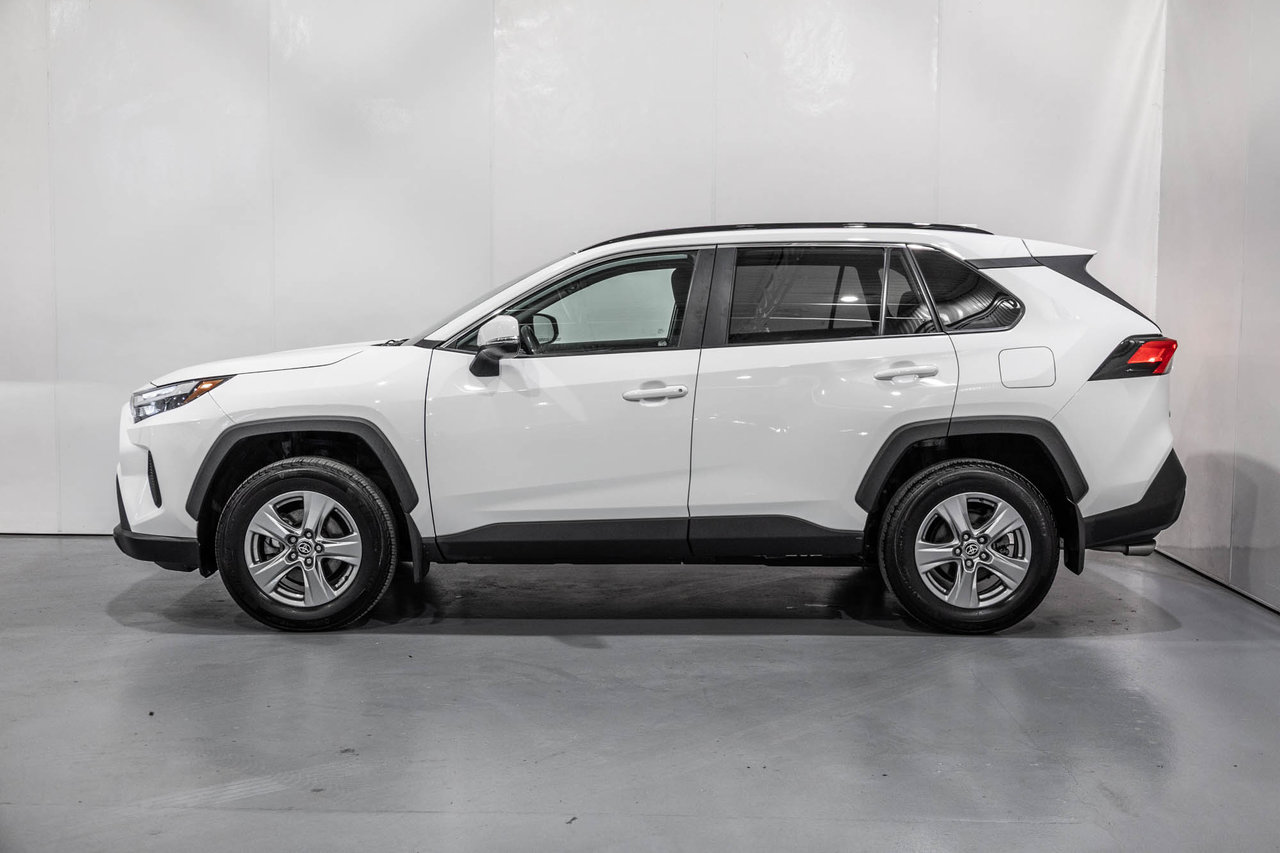 2024 Toyota RAV4 XLE / AWD / TOIT OUVRANT / APPLE CARPLAY / CAMÉRA+-6