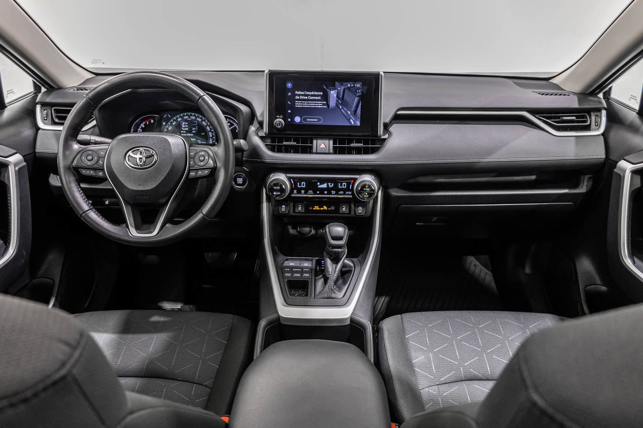 2024 Toyota RAV4 XLE / AWD / TOIT OUVRANT / APPLE CARPLAY / CAMÉRA+-31