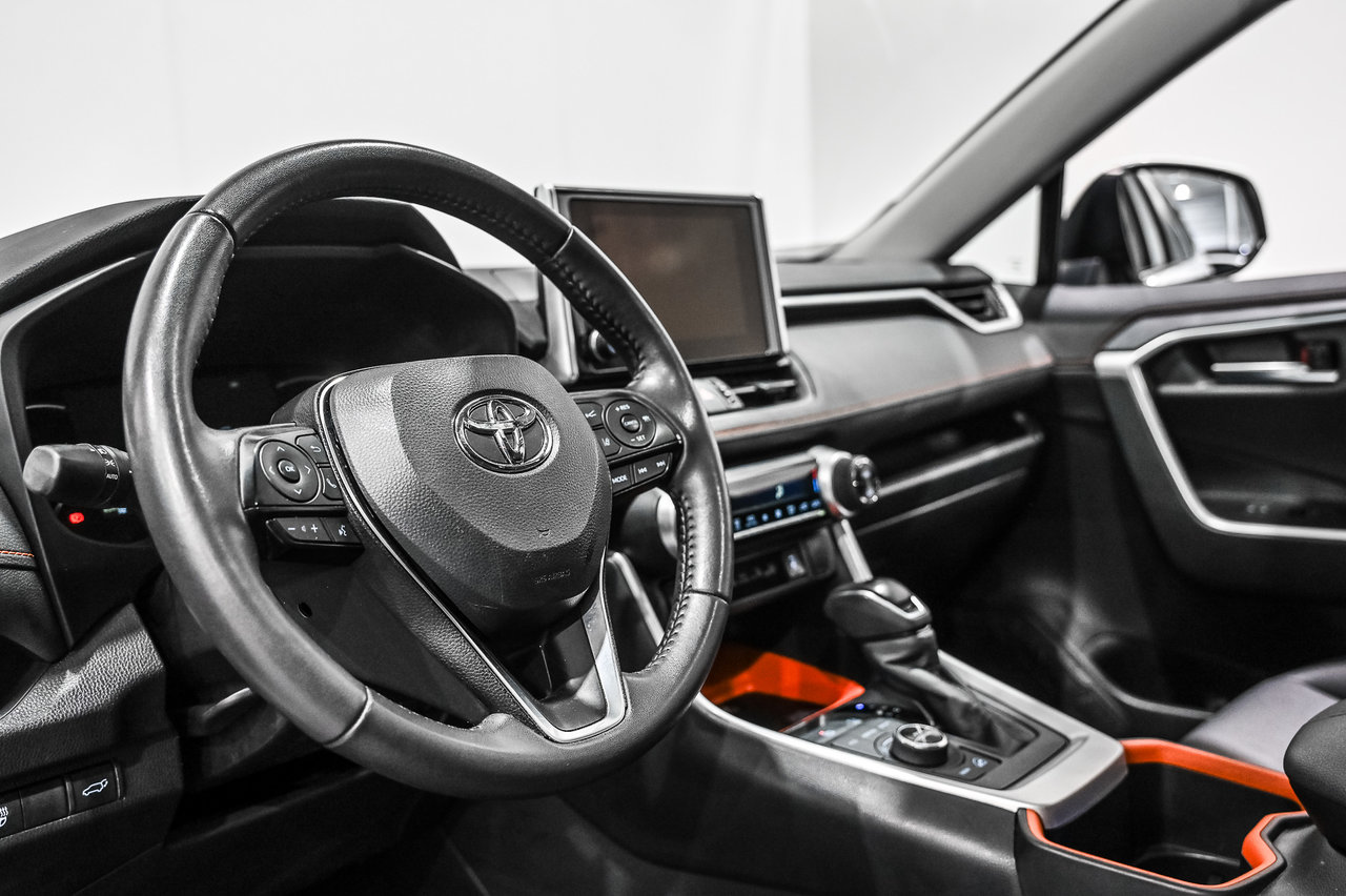 2025 Toyota RAV4 TRAIL / AWD / 3500lbs / CUIR / TOIT OUVRANT+++-11
