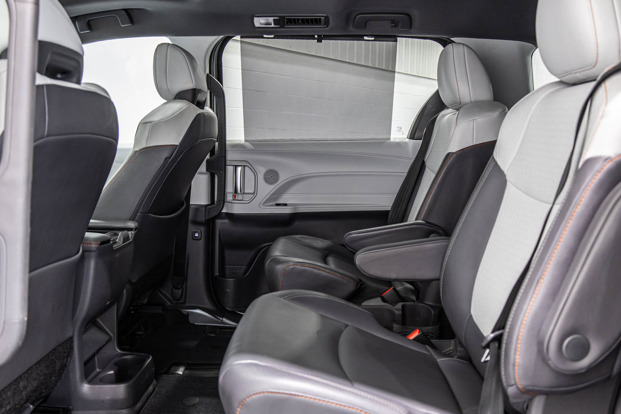 2021 Toyota Sienna Hybrid XSE / TOIT OUVRANT / CUIR / APPLE CARPLAY +++-34