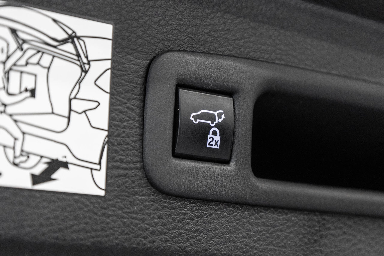 2023 Toyota Sienna Hybrid XLE / HYBRIDE / CUIR / APPLE CARPLAY / CAMÉRA+++-13