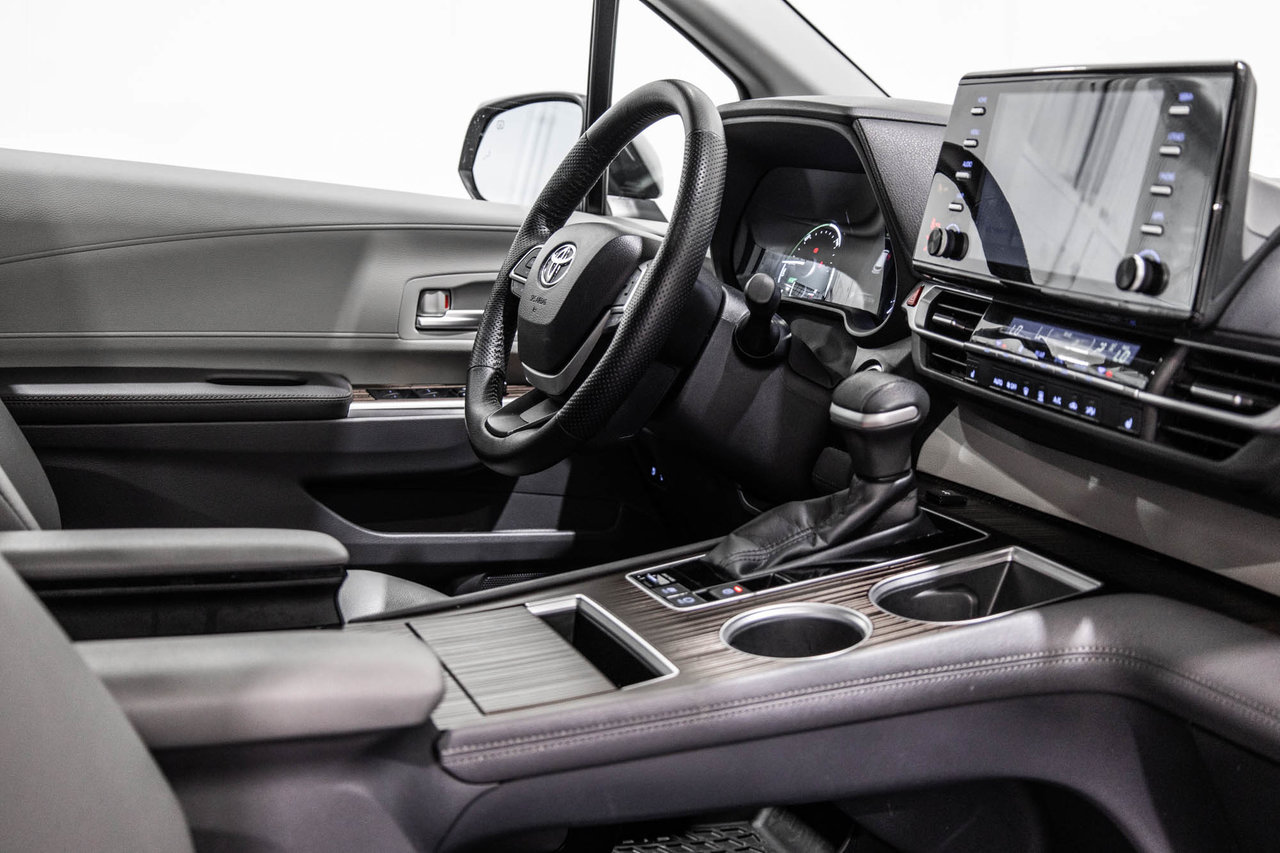 2023 Toyota Sienna Hybrid XLE / HYBRIDE / CUIR / APPLE CARPLAY / CAMÉRA+++-40
