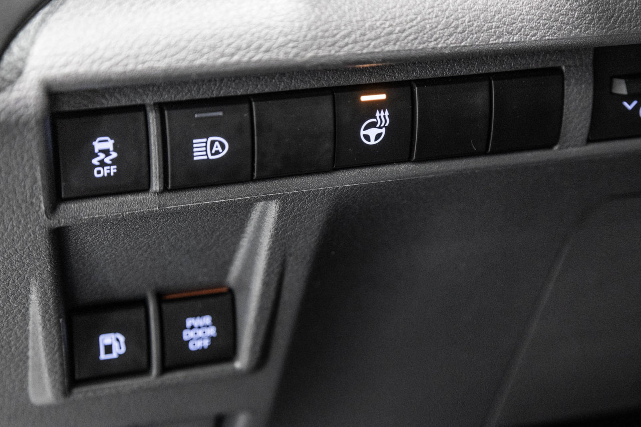 2023 Toyota Sienna Hybrid XLE / HYBRIDE / CUIR / APPLE CARPLAY / CAMÉRA+++-18
