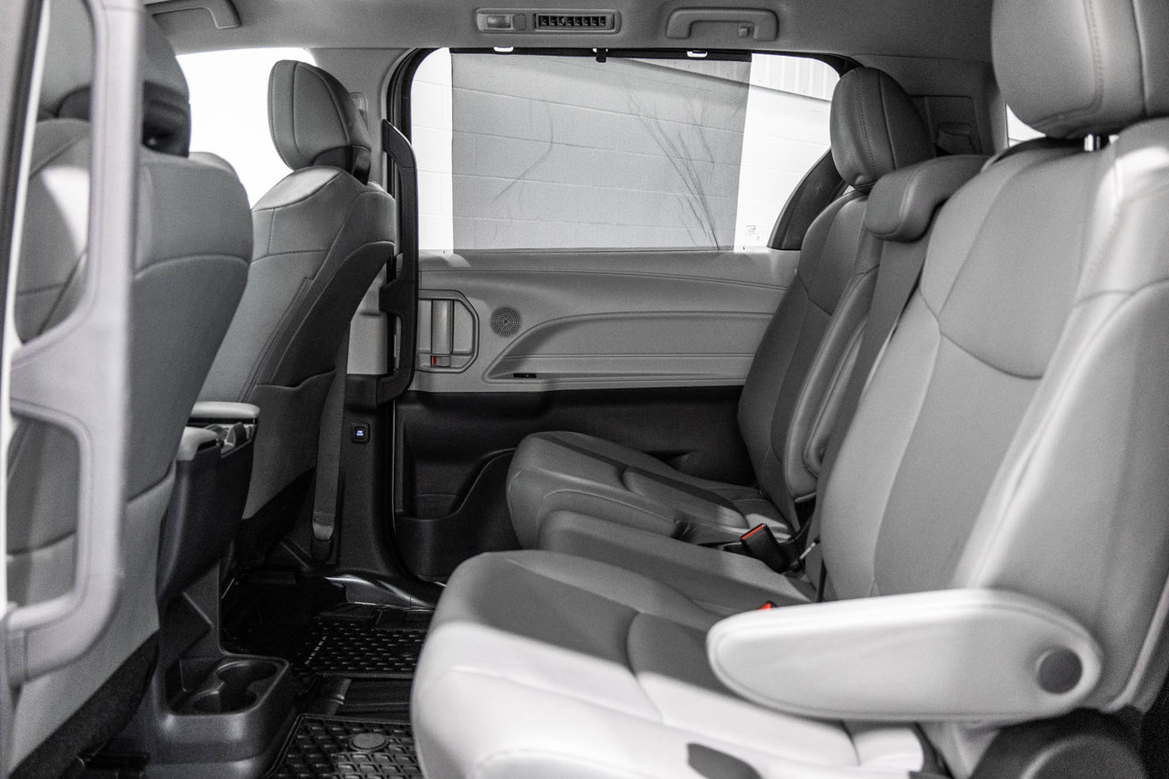 2023 Toyota Sienna Hybrid XLE / HYBRIDE / CUIR / APPLE CARPLAY / CAMÉRA+++-33