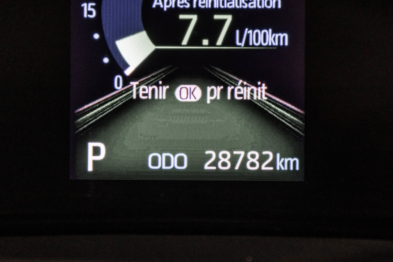 2023 Toyota Sienna Hybrid XLE / HYBRIDE / CUIR / APPLE CARPLAY / CAMÉRA+++-21