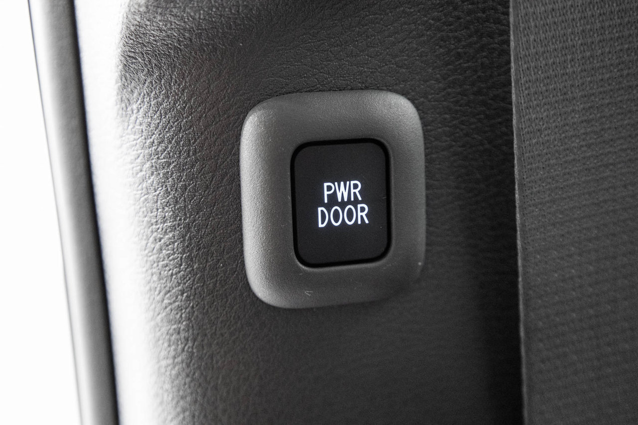 2023 Toyota Sienna Hybrid XLE / HYBRIDE / CUIR / APPLE CARPLAY / CAMÉRA+++-38