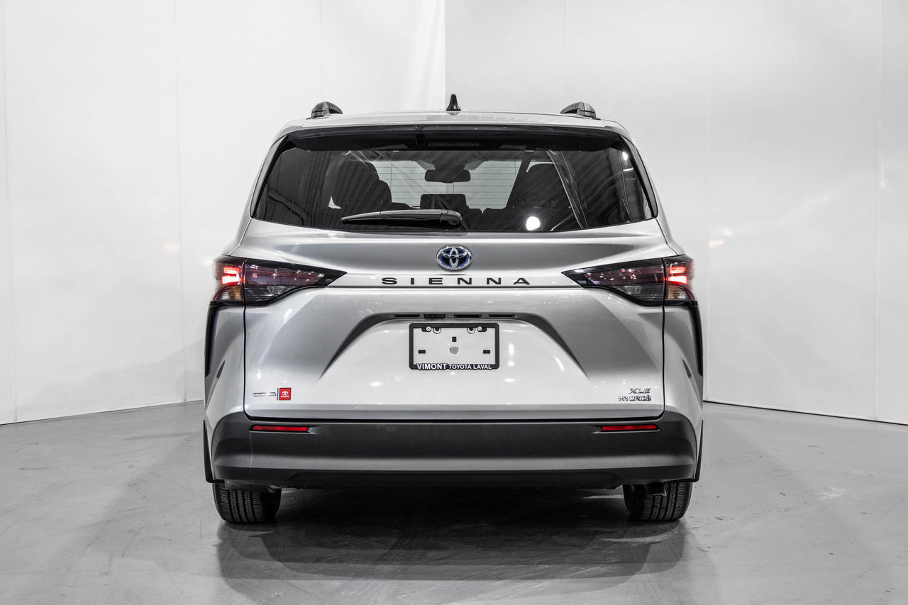 2023 Toyota Sienna Hybrid XLE / HYBRIDE / CUIR / APPLE CARPLAY / CAMÉRA+++-9