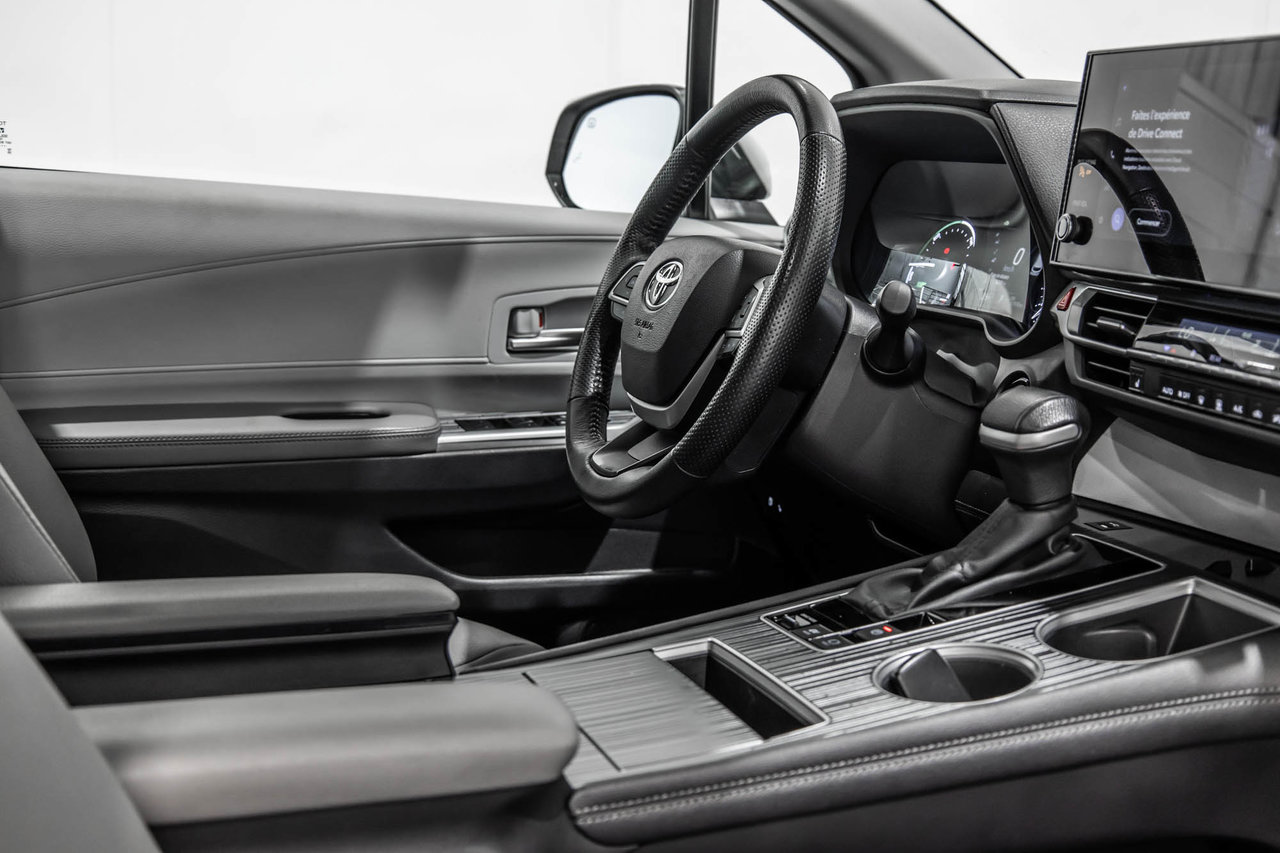 2025 Toyota Sienna Hybrid XLE / HYBRIDE / CUIR / APPLE CARPLAY / CAMÉRA+++-41