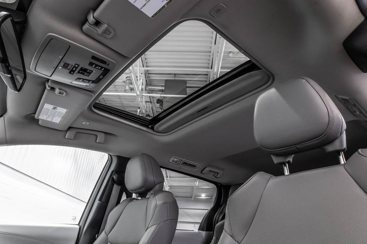 2025 Toyota Sienna Hybrid XLE / HYBRIDE / CUIR / APPLE CARPLAY / CAMÉRA+++-32