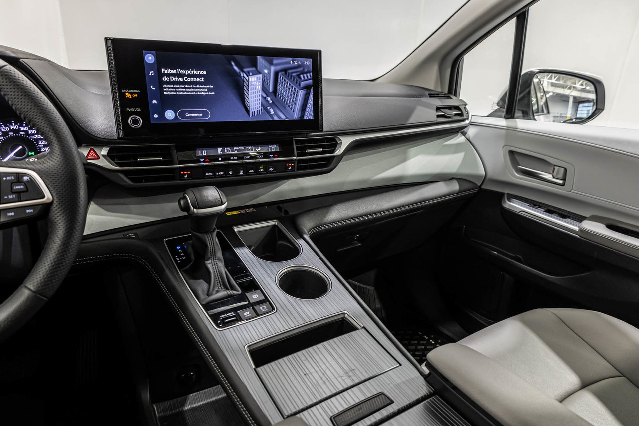 2025 Toyota Sienna Hybrid XLE / HYBRIDE / CUIR / APPLE CARPLAY / CAMÉRA+++-23