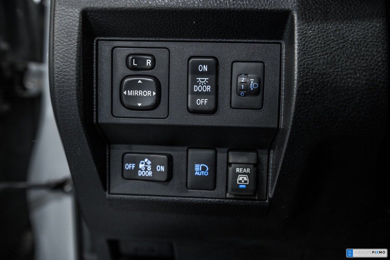 Toyota Tundra 2021+TRD OFF ROAD+CREWMAX+TOIT+MAGS+++ 2021-12
