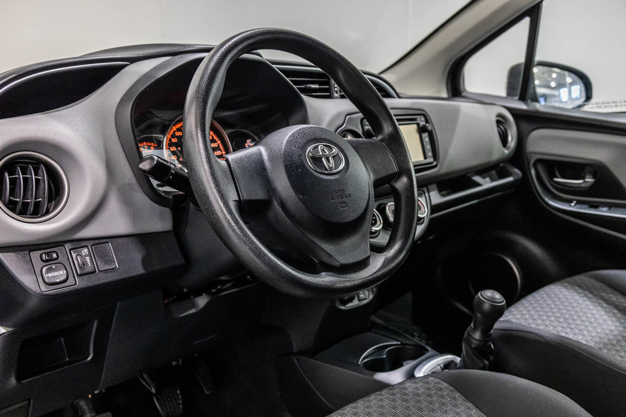 Toyota Yaris LE / A/C / BLUETOOTH / GR ÉLÉCTRIQUE COMPLET+ 2015-13