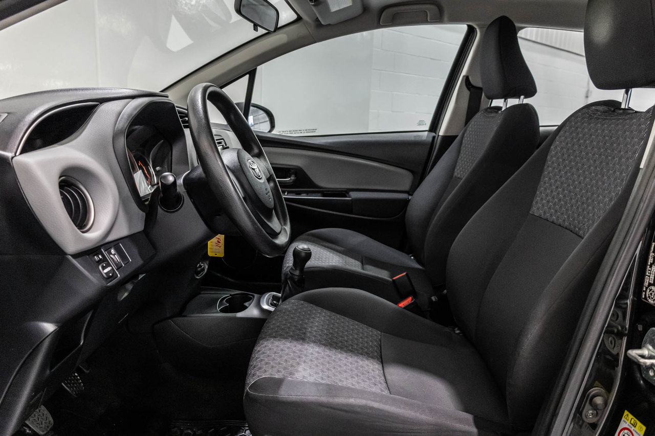 Toyota Yaris LE / A/C / BLUETOOTH / GR ÉLÉCTRIQUE COMPLET+ 2015-12