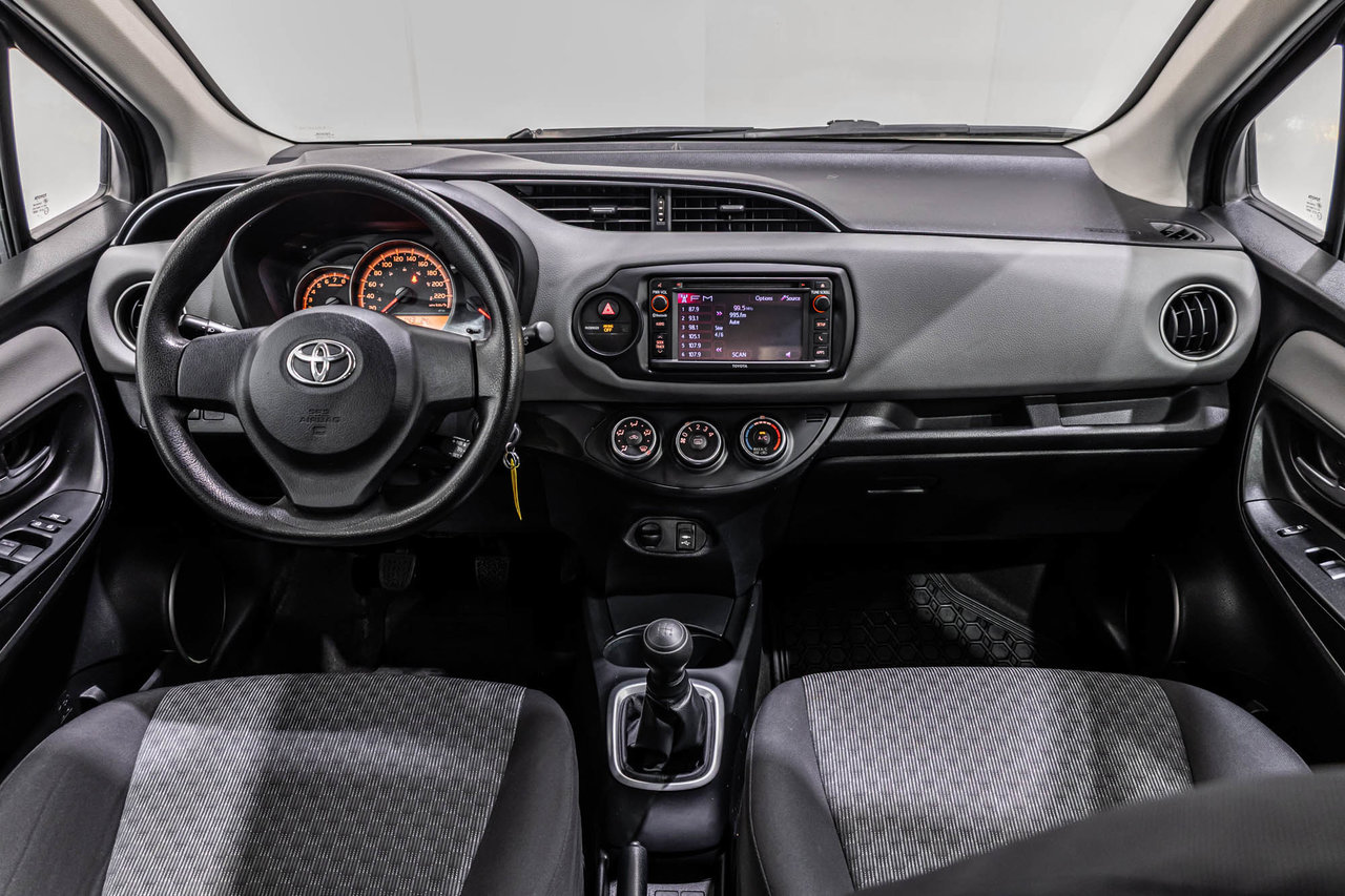 Toyota Yaris LE / A/C / BLUETOOTH / GR ÉLÉCTRIQUE COMPLET+ 2015-22