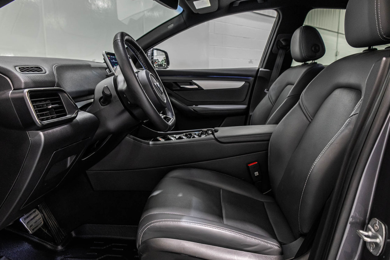 2023 VinFast VF 8 PLUS / AWD / CUIR / TOIT PANORAMIQUE+++-15